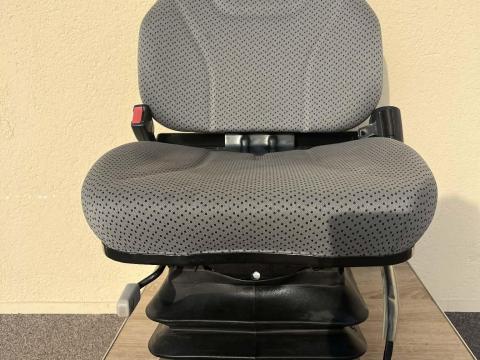 Deutz Fahr légrugós ülés eladó