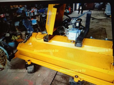 Targoncára szerelhetö seprö Targoncára szerelhetö seprö