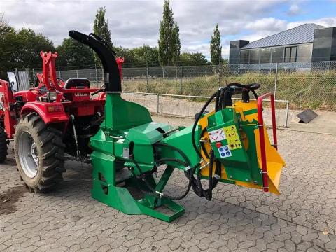 Új GEO ECO 23 ágdaráló/ágaprító, 13 cm vágási átmérő – év végi készletkisöprés akció Új GEO ECO 23 ágdaráló/ágaprító, 13 cm vágási átmérő – év végi készletkisöprés akció