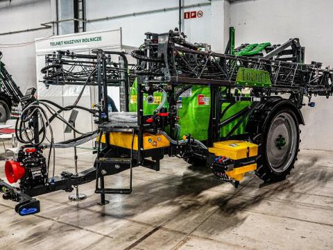 Tolmet Borys 2000–2500–3000L, 15–18–21–24 m permetezőgépek