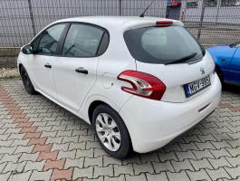 Akció! Peugeot 208 gépkocsi eladó érvényes okmányokkal