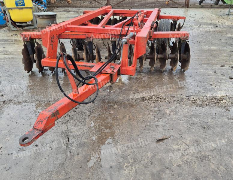 2,8 m-es V tárcsa újszerű állapotban eladó