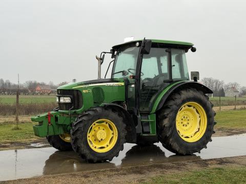 John Deere 5720 traktor