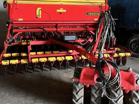 Väderstad Rapid 400S eladó megkímélt állapotban Väderstad Rapid 400S eladó megkímélt állapotban