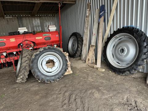 Művelőkerék Case IH JXU 95-ös traktorra Művelőkerék Case IH JXU 95-ös traktorra