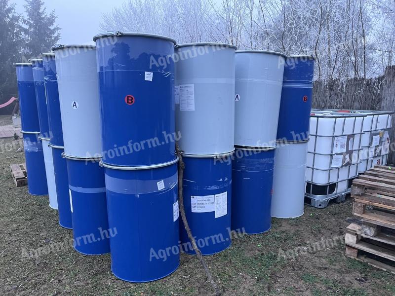 Fém csatos hordó 216 literes, szinte új állapotban