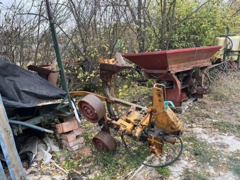 Eladó Huard kétfejes váltvaforgató eke Eladó Huard kétfejes váltvaforgató eke