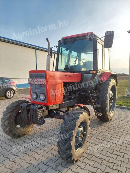 MTZ 552 80-as motorral