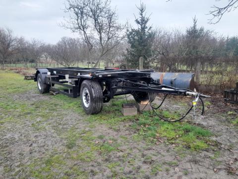 Kögel AW18 cserefelépítményes, platós pótkocsi bérlése Kögel AW18 cserefelépítményes, platós pótkocsi bérlése