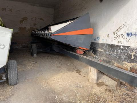 NAS 876 Z napraforgó adapter szárzúzóval, szállítókocsival NAS 876 Z napraforgó adapter szárzúzóval, szállítókocsival