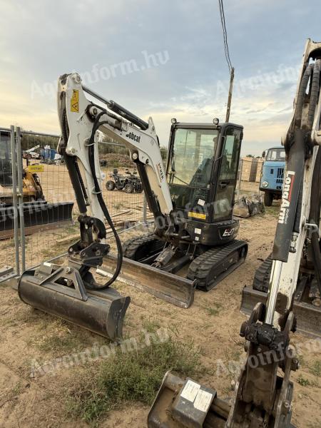 Újszerű Bobcat E27 eladó