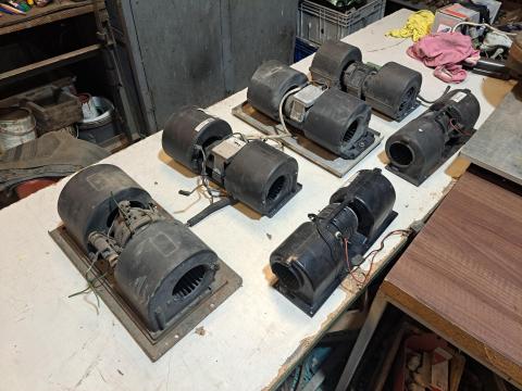 Eladó autóbusz busz 24 volt fűtőmotor páramentesítő motor ventilátor Eladó autóbusz busz 24 volt fűtőmotor páramentesítő motor ventilátor