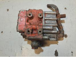 Eladó MTZ hidraulikatömb / hidraulika vezérlőtömb elosztó tömb