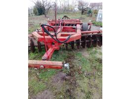 Vontatott tárcsa 3,2 méter eladó – jó állapotú talajművelő gép