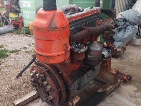 MTZ 50 motor+ hűtő eladó MTZ 50 motor+ hűtő eladó