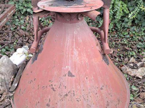 Műtrágyaszóró függesztett kivitelben