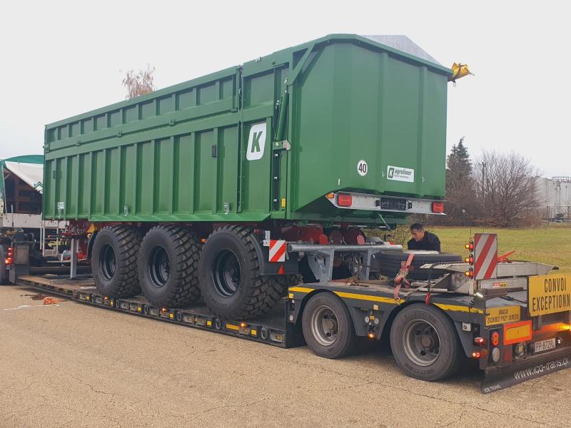 Kröger Agroliner TAW letolófalas pótkocsi – Elérhető azonnal Kröger Agroliner TAW letolófalas pótkocsi – Elérhető azonnal