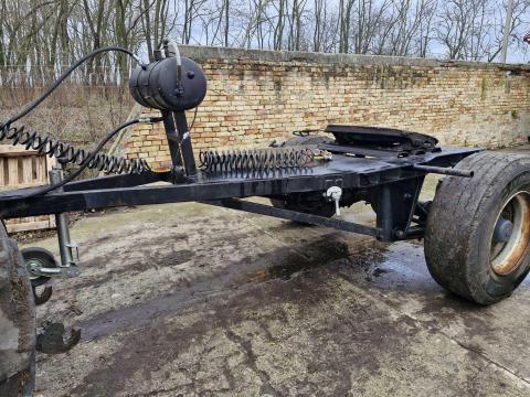 Dolly eladó Dolly eladó