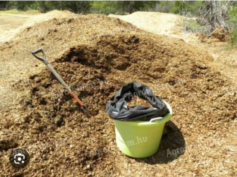 Lótrágya eladó