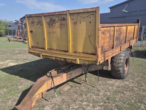 EB 8-as pótkocsi billenő munkahenger nélkül eladó