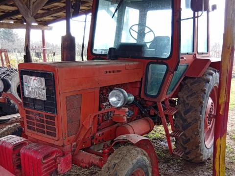 MTZ 550 traktor eladó – jó állapotú, azonnal munkára fogható