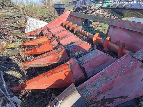 Oros 6012 kukorica vágóasztal eladó