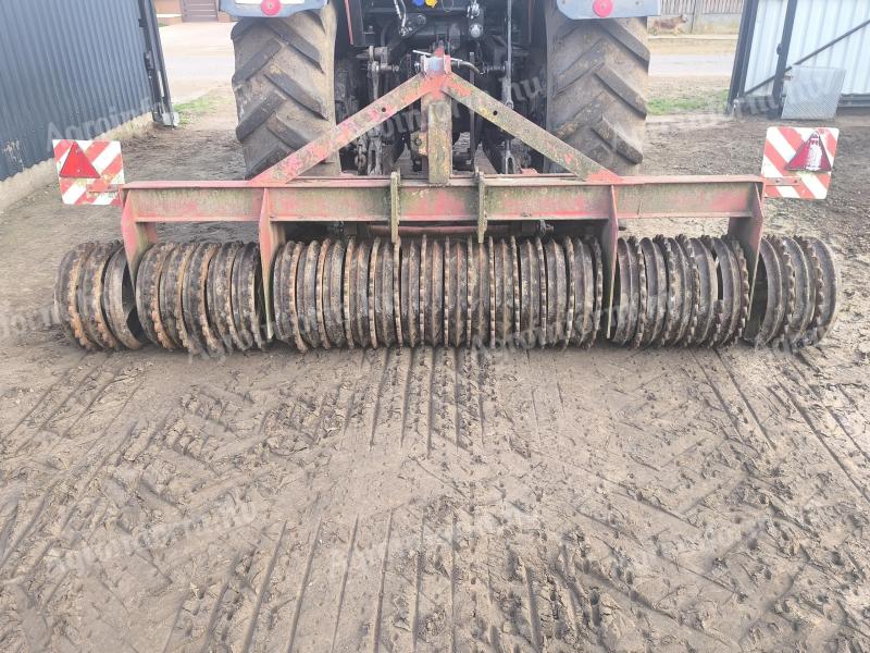 Cambridge henger eladó