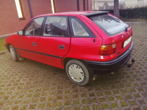 Eladó a képen látható ritka egyedi álapotu opel f Astra 1.4 .8 szelepes motorral szerelt .motorja kiváló zaj mentes . Karban tartva meg kímélve volt .kívül belül . váltója futómű tökéletes ✅ Belseje m Eladó a képen látható ritka egyedi álapotu opel f Astra 1.4 .8 szelepes motorral szerelt .motorja kiváló zaj mentes . Karban tartva meg kímélve volt .kívül belül . váltója futómű tökéletes ✅ Belseje m