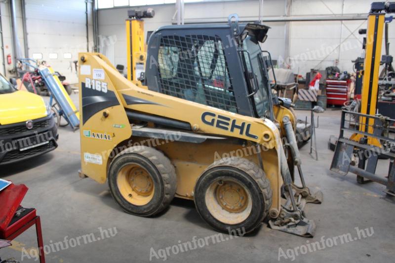 GEHL csúszókormányos rakodógép R165 eladó Vas megyében – online aukció