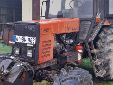 Mezőgazdasági munkaeszközök eladók Mezőgazdasági munkaeszközök eladók