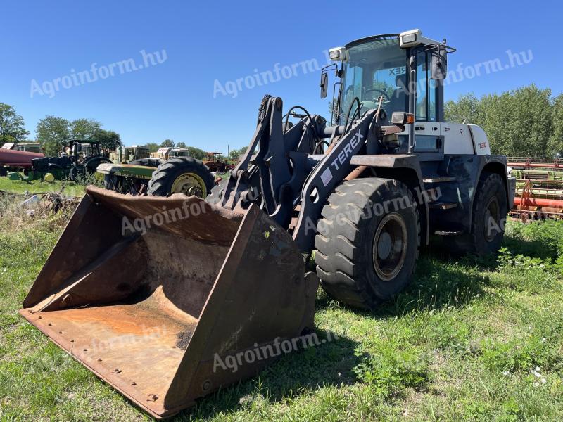 Terex TL 210 homlokrakodó