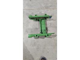 ÚJ 4 pozíciós rövid létra 330 mm széles vonófejhez. gyártmány: Rockinger │ kompatibilis: John Deere erőgép │