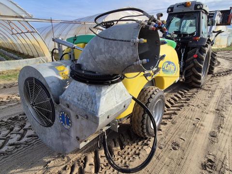 Caffini 1500 literes Radiál Big; legnagyobb ventilátorral, légbefúvós vontatott permetezőgép újszerű állapotban eladó
