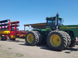 Eladó John Deere 9320 derékcsuklós traktor