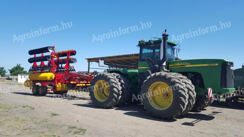 Eladó John Deere 9320 derékcsuklós traktor