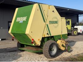 Krone KR160 bálázó