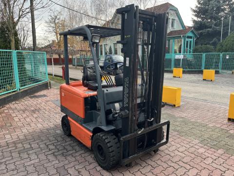 Toyota 6FB25 elektromos targonca eladó Toyota 6FB25 elektromos targonca eladó