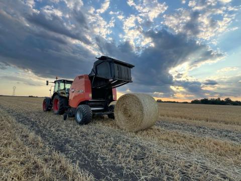Kuhn VB31650C változókamrás bálázó Kuhn VB31650C változókamrás bálázó