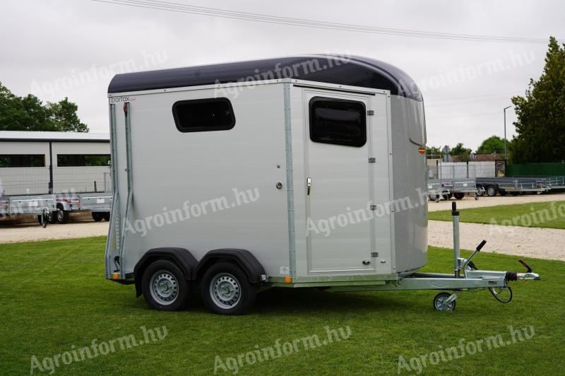 Új Böckmann lószállító utánfutó rendszámmal most 5.789.000 Ft helyett 4.990.000 Ft