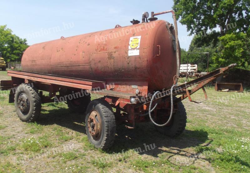 Detk 5 m3-es,  2 tengelyes szippantó eladó