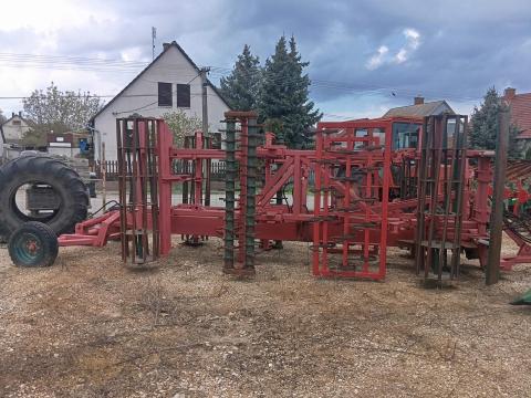 Szántás elmunkáló (4 m) Szántás elmunkáló (4 m)