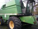 John Deere 2264