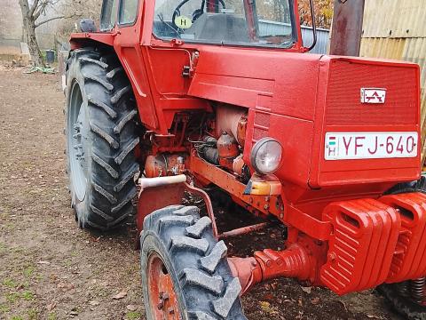 Eladó LTZ 55A traktor – 5 év műszaki érvényességgel, 3326 üzemórával Eladó LTZ 55A traktor – 5 év műszaki érvényességgel, 3326 üzemórával