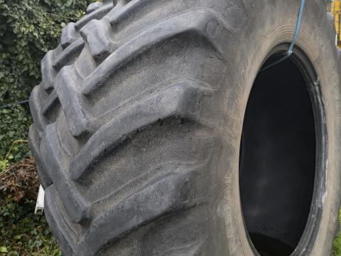Alliance 710/70 R38 traktor gumi eladó – 2 db
