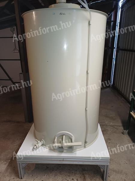 Borostartály eladó – 1000 literes és 750 literes PP műanyag tartályok