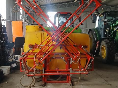 G-JET permetezőgép eladó – Garden Jet 1100 l függesztett permetező G-JET permetezőgép eladó – Garden Jet 1100 l függesztett permetező