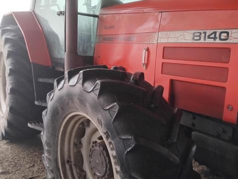 Massey Ferguson 8140 Massey Ferguson 8140