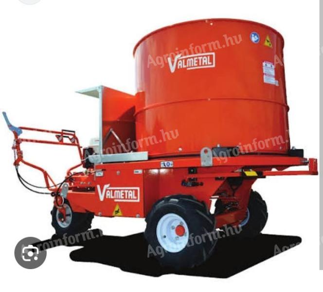 Eladó kanadai önjáró almoló bálabontó gép – állattartási technológia