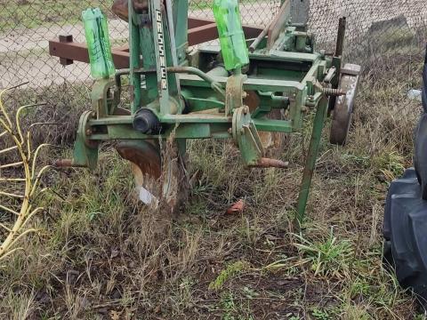 Gassner váltvaforgató eke! 2 fejes, mechanikus Gassner váltvaforgató eke! 2 fejes, mechanikus