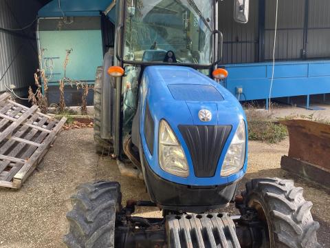 New Holland T4.95N gyümölcsös traktor eladó New Holland T4.95N gyümölcsös traktor eladó